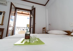 Melissa Rooms Naxos