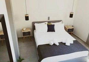 Minimal Loft in Athina