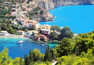 Niriides Double Room in Asos Kefalonia 8
