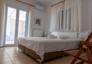 ★Oleander★ family house near Adamas w/ Great View