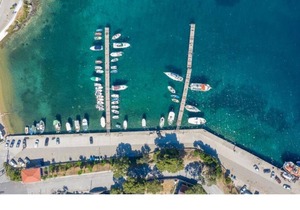 OLENIA Luxury Apartments 4
