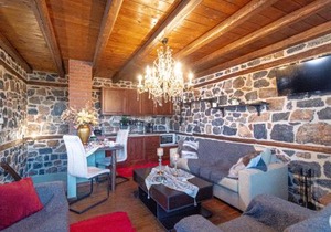 Palaios Agios Athanasios Luxury Μaisonette