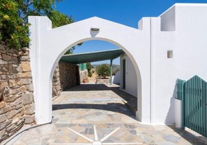 Parikia Cove Mansion
