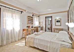Philoxenia Studios 2