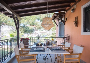 Quintessence Villa Pefka