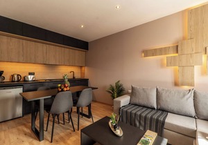 Semiso Beach Suites