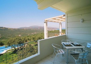 Shared Pool Apartment with Comfort
