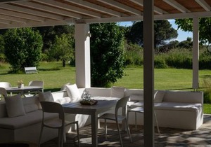 Skiathos Holidays Suites & Villas