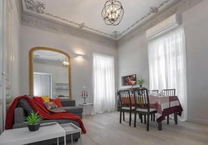 Sophisticated apartment in Syntagma by GHH
