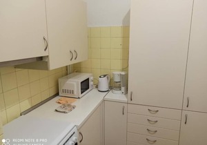 Spacious & Cozy, 3 room central apartment!!