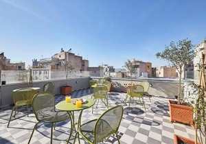 Spacious Suite w. huge balcony + Acropolis view