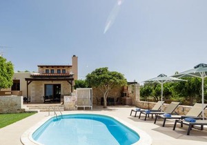 Stavromenos Villas - Private Pools & Seaview - 500m from Beach