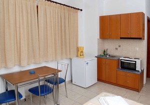 Studio für 2 Personen im OG (Nr. 4)/29 qm + Balkon #4