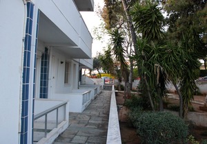 Sunset seaview apartment on the coast of Saronida