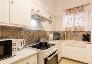 Syntagma private sweet safe double rooms with shared bathroom