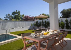 THE QUAD Luxury Villas