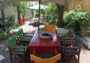 To Spitaki Garden Guesthouse