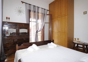 Traditional Greek Maisonette in Antiperni village