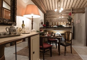 Traditional suite in Tripoli center