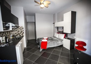 Trendy Living in Monastiraki