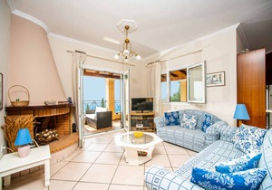 Villa ∙ 2 bedrooms ∙ 4 guests