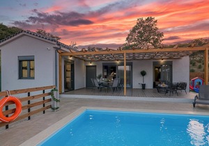 Villa Eleonas with private swimming pool