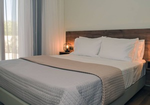 Villa FOS in Kefalas, private pool, Mountain View, 3BR, 3BT