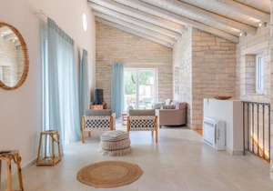 Villa Jacaranda by PosarelliVillas