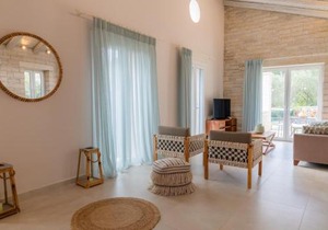 Villa Jacaranda by PosarelliVillas