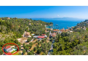 Villa Mia: Private Pool, Walk to Beach, A/C, WiFi, Car Not Required