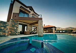 Villa St Nicolas - 4 bedroom villa - sleeps 9