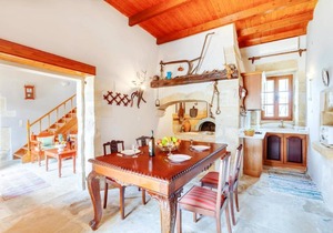 Villa Vereniki with Heated Pool