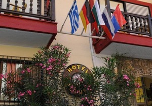 Welcome To Hotel petunia, In Neos-marmaras,xalkidiki ,greece, triple room 4