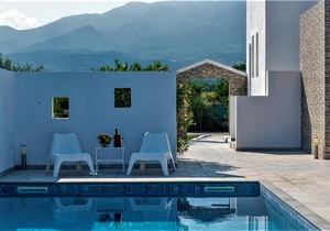 Xenos Villa 4 - Luxury Villa With Private Swimming Pool Near The Sea