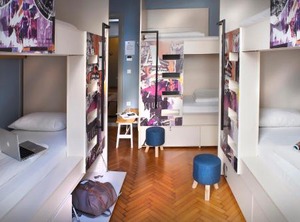 Hostel | Neapoli