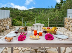 Paxoi Summer Retreat Kirki | Ieromonachos