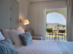 Pilot Beach Resort | Mathes