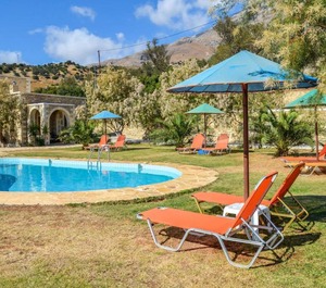 Holiday Garden Crete 