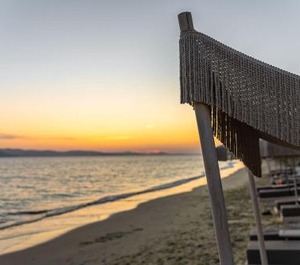 Glaronissi Beach 
