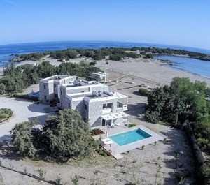 Beachside Stone Villa The Beach 
