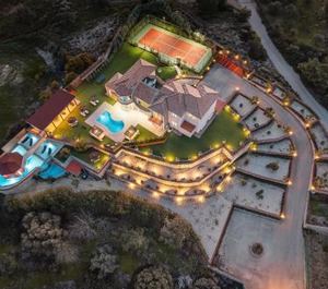 Paramithia Villa 