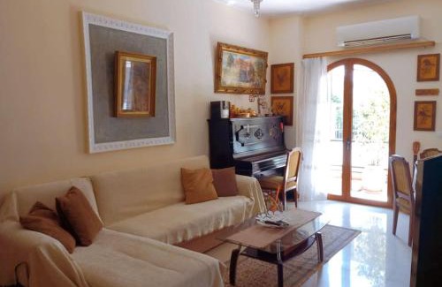 Alimos Apartment | Κατερινα