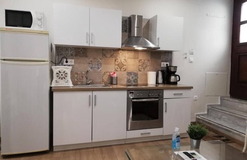 Psirri Apartment | (0Β) Two Bedroom Ground Floor PRIVATE Apartment in Psiri-Historic Center!