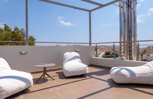Agios Dimitrios Apartment | 100 m² Apartment ∙ 3 bedrooms ∙ 7 guests