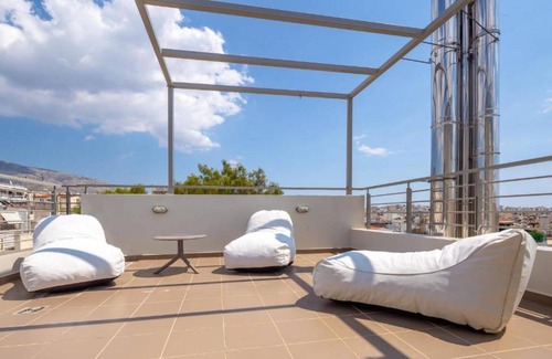 Agios Dimitrios Apartment | 100 m² Apartment ∙ 3 bedrooms ∙ 7 guests