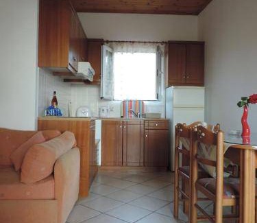 Agios Stefanos Avliotes Apartment | 100 m² Apartment ∙ 3 bedrooms ∙ 6 guests