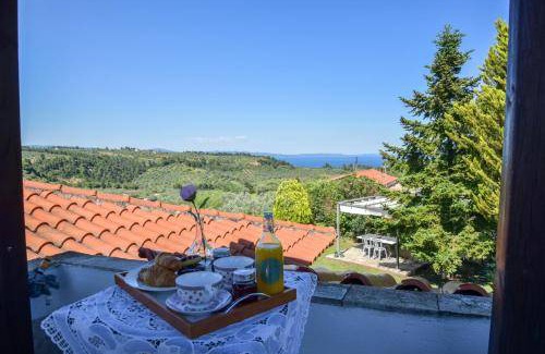 Agios Nikolaos House | 100 m² House ∙ 3 bedrooms ∙ 9 guests