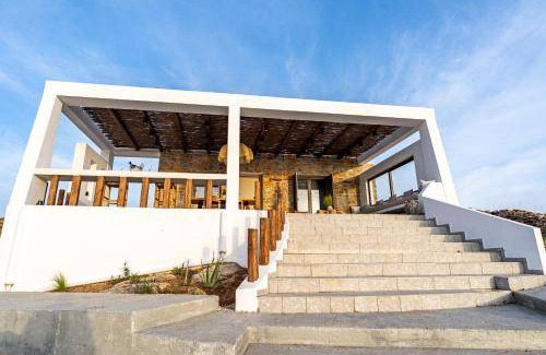 Kithnos Resort | 100 m² Resort ∙ 2 bedrooms ∙ 6 guests