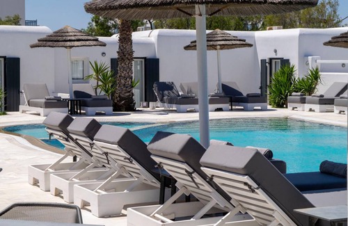 Glastros Resort | 100 m² Resort ∙ 6 guests