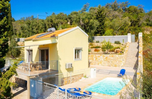 Koutsi Villa | 100 m² Villa ∙ 2 bedrooms ∙ 4 guests